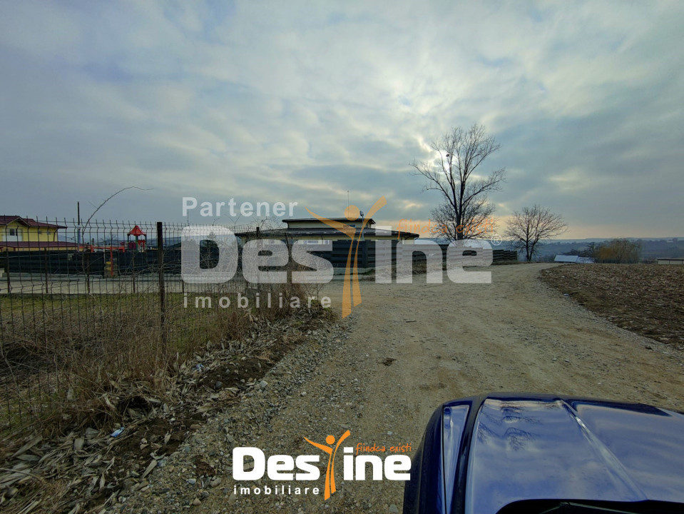 Teren Primarie Dumesti, 8100 mp, front 13 ml, 