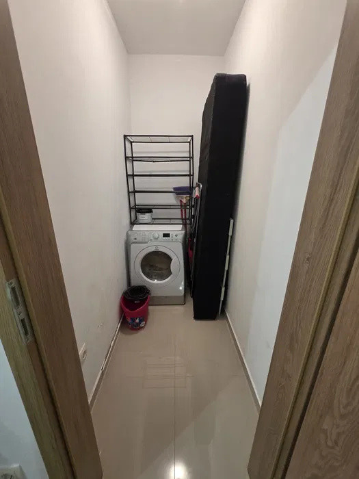 Apartament cu 2 camere, suprafata de 58 mp, loc de parcare, zona Coresi