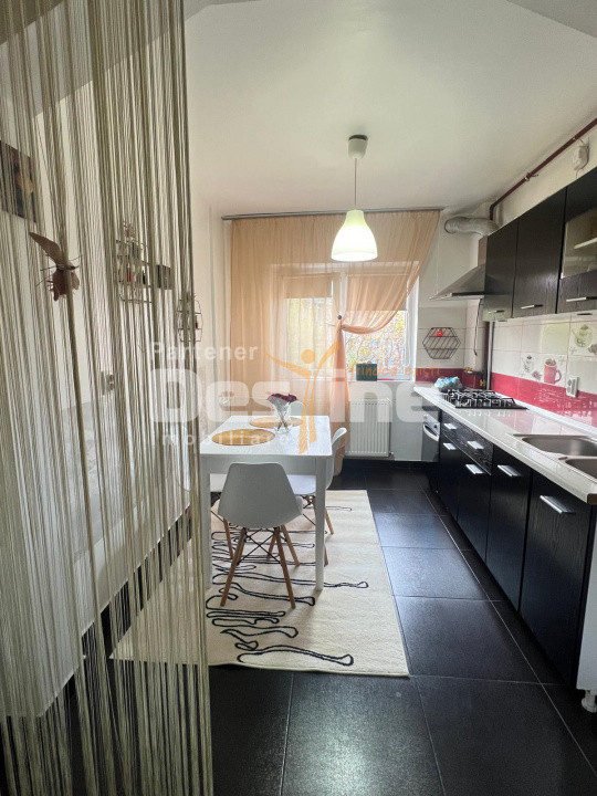 Apartament 2 camere modern, etaj intermediar, zona Kaufland/Salaj