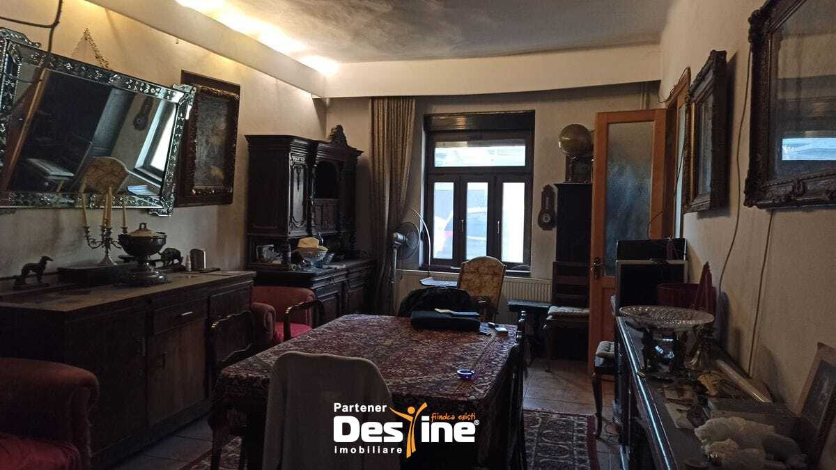 Casa individuala + curte proprie P+1+M, zona Panduri/Drumul Sarii