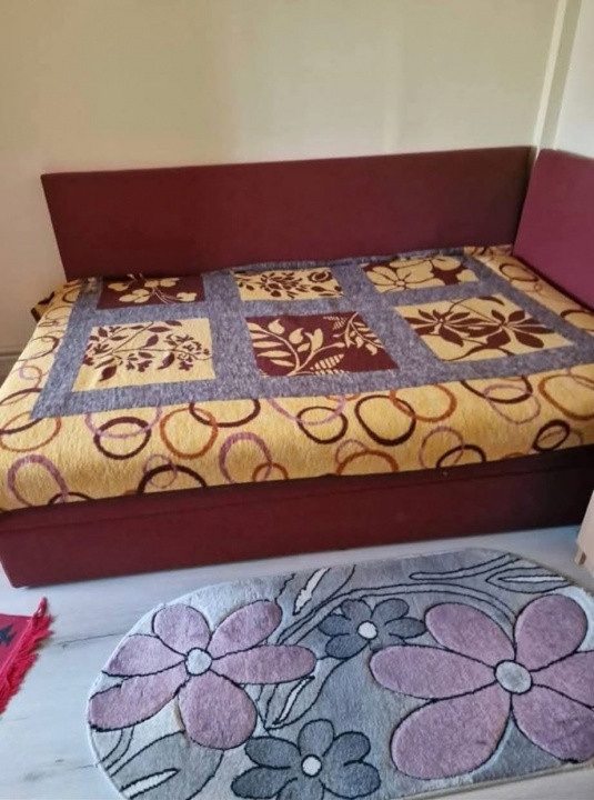 Apartament 4 camere, decomandat, etaj intermediar, Mizil