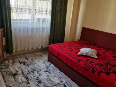 Apartament 4 camere, decomandat, etaj intermediar, Mizil