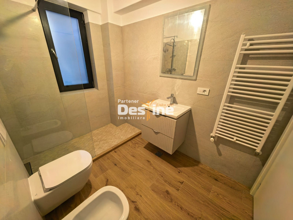 Apartament 3 camere 63mp, etaj 3/3, parcare, video interfon – Sivco Confort Iași