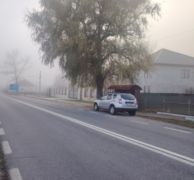 Teren intravilan + fânar P+1 – DN67, Mihăești (Gurișoara)