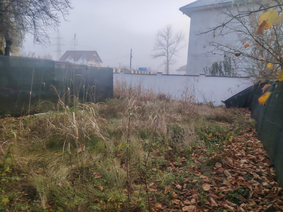 Teren intravilan + fânar P+1 – DN67, Mihăești (Gurișoara)