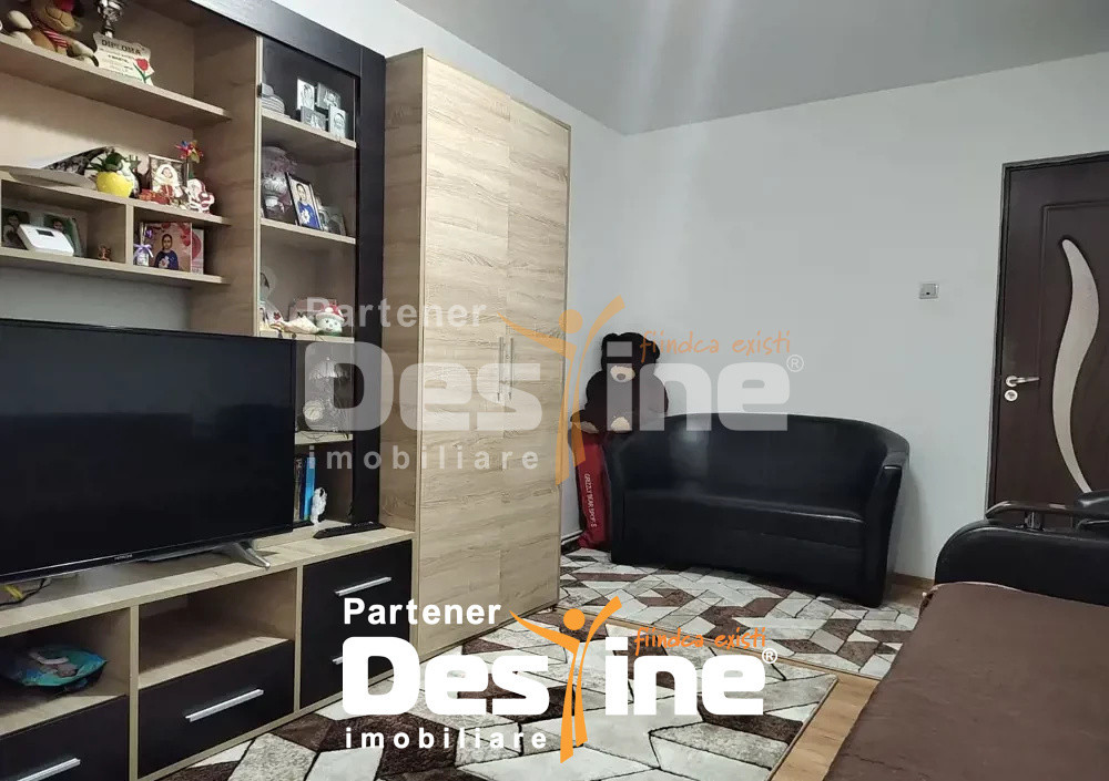 Apartament 2 camere proaspat renovat, zona Ferentari/Salaj