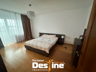Apartament 3 camere renovat + loc parcare, zona Sebastian