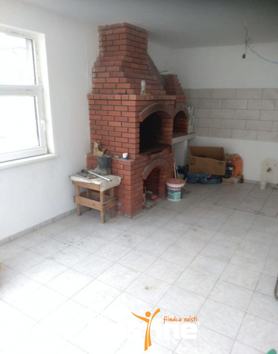 Vila spatioasa + teren 562mp, pentru locuit/spatiu comercial, Bragadiru