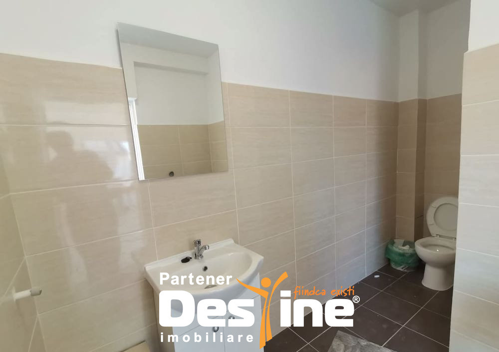 Vila spatioasa + teren 562mp, pentru locuit/spatiu comercial, Bragadiru