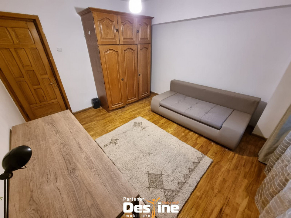 Nicolina - Apartament 4 camere, 106 mp, decomandat, mobilat și utilat, etaj 1/4