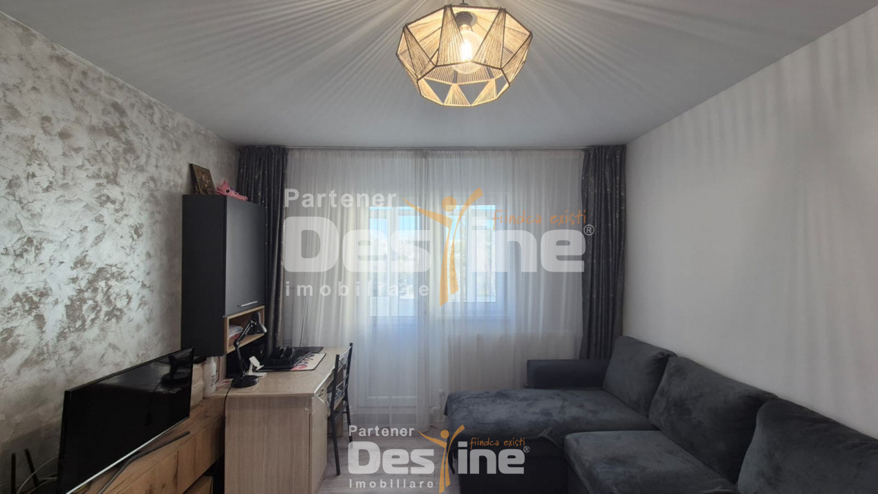 Apartament cu 2 camere etaj intermediar, renovat, boxa, zona Tudor Vladimirescu 