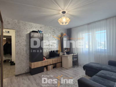 Apartament cu 2 camere etaj intermediar, renovat, boxa, zona Tudor Vladimirescu 