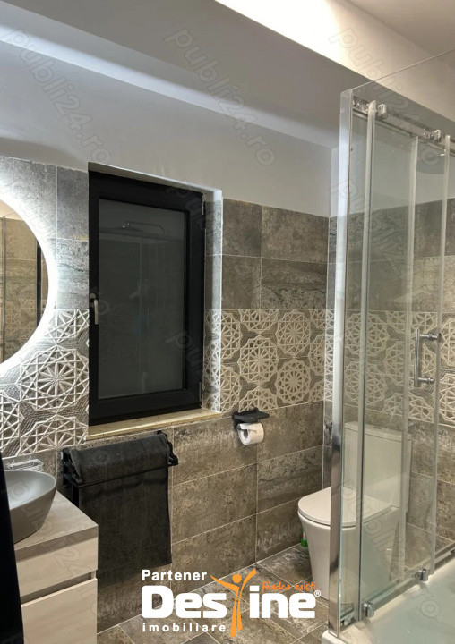 Vila noua ultrafinisata 4 camere, curte 300mp, Bragadiru