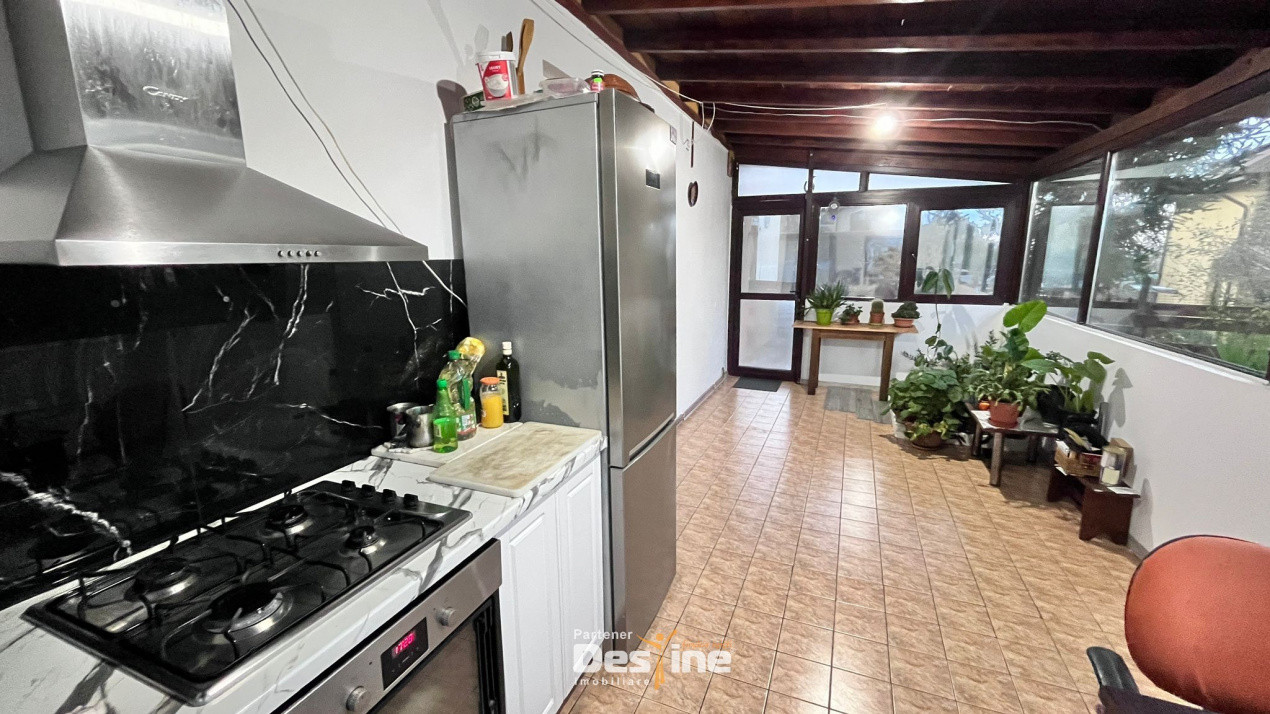 Apartament individual 4 camere 110 mp în Vilă + 167mp CURTE - BUCIUM