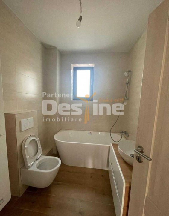 Vila tip duplex, finisaje la alegere, curte, Bragadiru