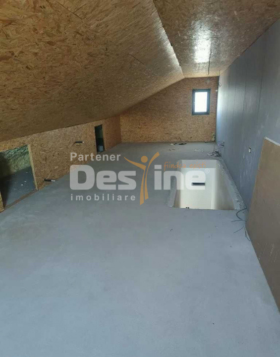 Vila tip duplex, finisaje la alegere, curte, Bragadiru