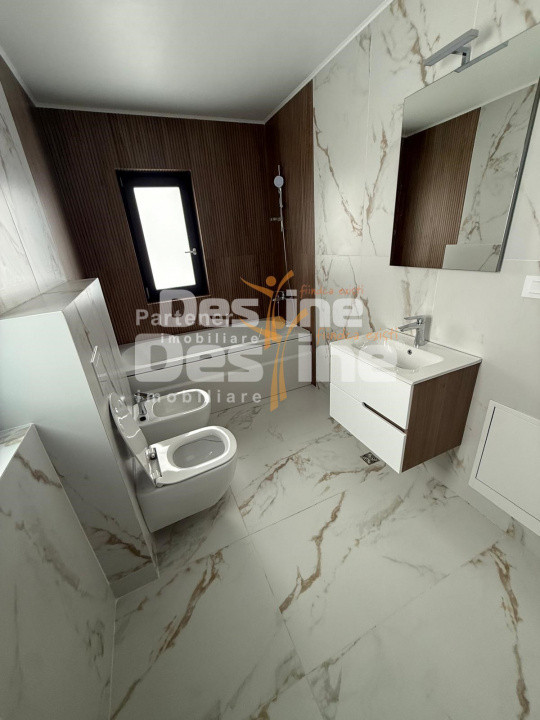 Casa individuala cu etaj, 4 camere, Pret luna martie 170.000 euro