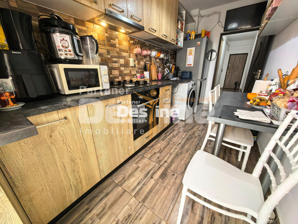 Comision 0% - Apartament 2 camere decomandat 49 mp mobilat, utilat și cu balcon