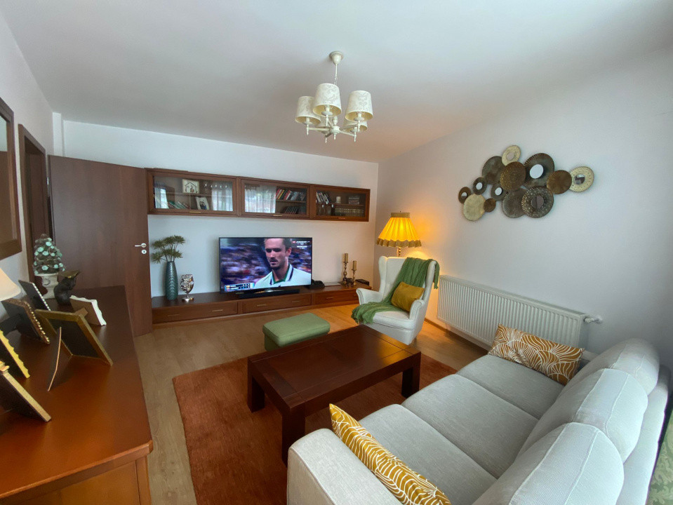 Apartament cu 2 camere 65 mp, decomandat, etaj intermediar, situat in Alphaville