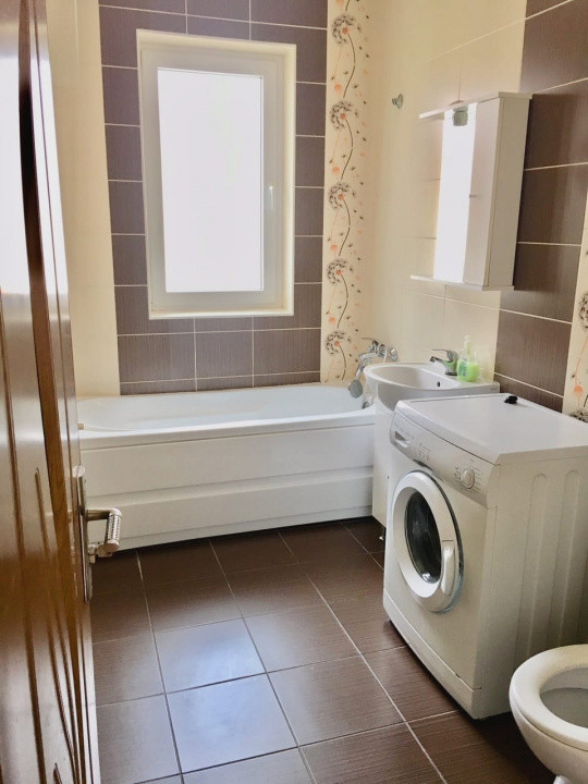 Apartament cu 2 camere cu loc de parcare inclus, situat in cartierul Tractorul 