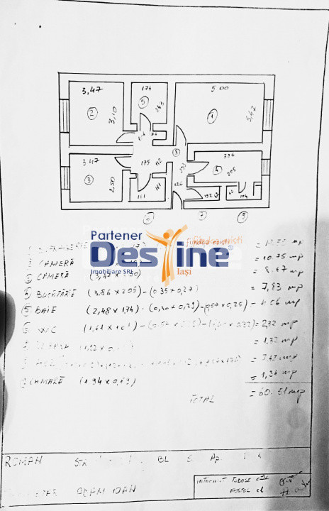 Apartament 3 camere decomandat de 61 mp 2 băi la parter cartier Favorit - Roman