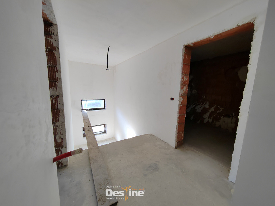 BÂRNOVA - Casă individuală P+M+POD, 145 mp + 789 mp teren