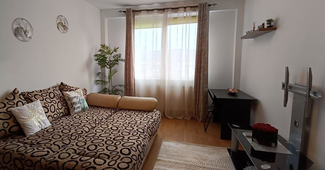 Apartament cu 2 camere decomandat, cu loc de parcare, etaj intermediar, Astra