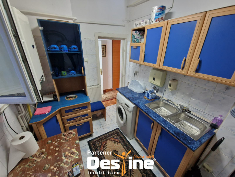 Apartament 2 camere, mutare imediata, centrala proprie, Salaj/Ferentari