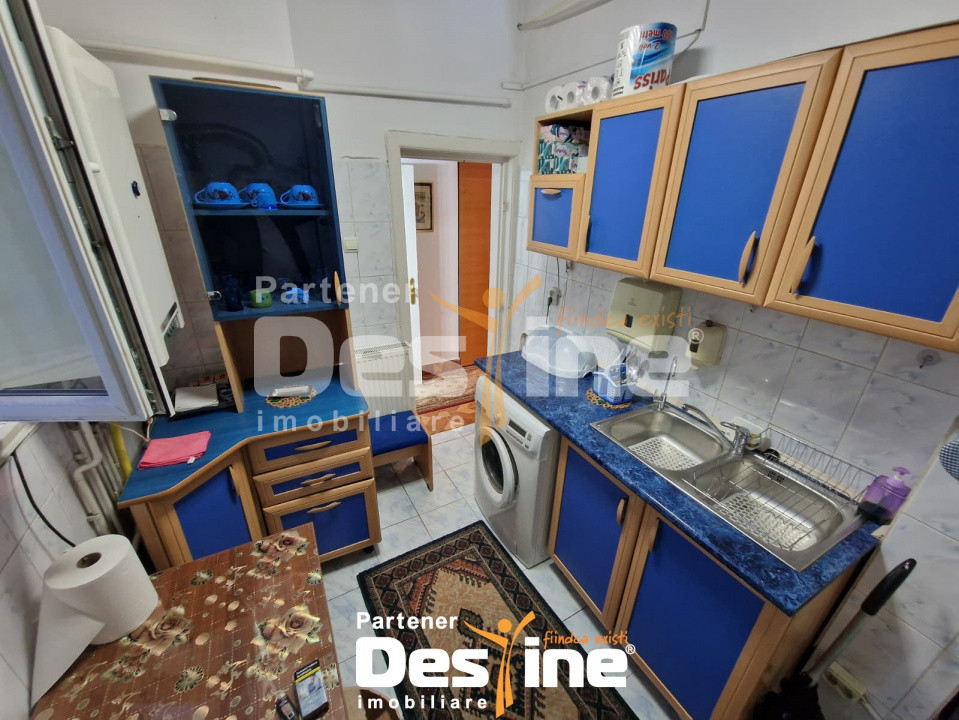 Apartament 2 camere, mutare imediata, centrala proprie, Salaj/Ferentari