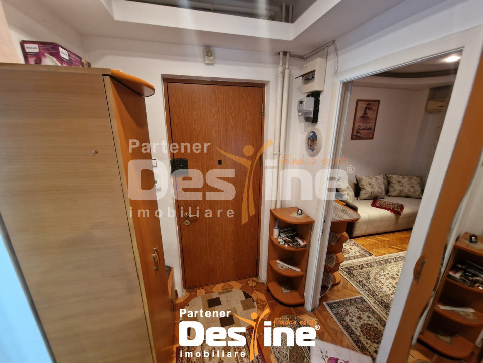 Apartament 2 camere, mutare imediata, centrala proprie, Salaj/Ferentari