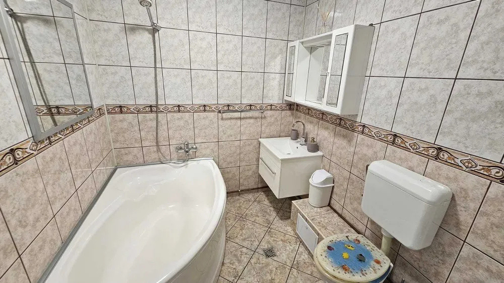 Apartament cu 2 camere 50 mp,  loc de parcare inclus, situat in cartierul Astra