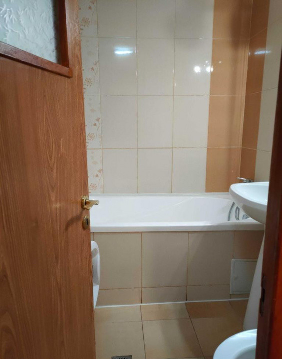 Apartament 2 camere metrou Piata Sudului, etaj intermediar