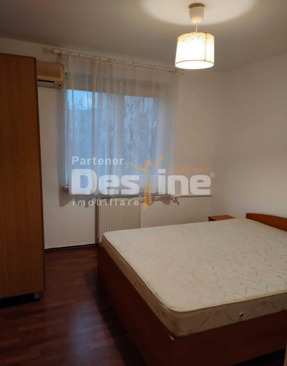 Apartament 2 camere metrou Piata Sudului, etaj intermediar