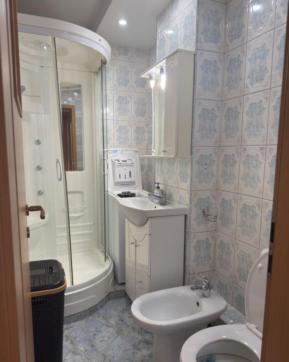 Apartament cu 2 camere 55 mp, etaj intermediar, bloc cu lift, Calea Bucuresti 