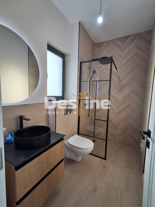  COMISION O %,Miroslava, Casa individuala, P+1+POD, 