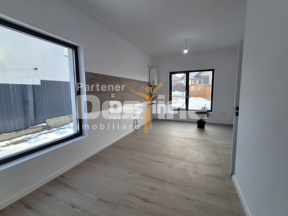  COMISION O %, Miroslava, Casa individuala, P+1+POD, 