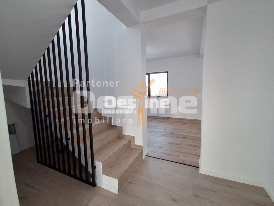  COMISION O %, Miroslava, Casa individuala, P+1+POD, 