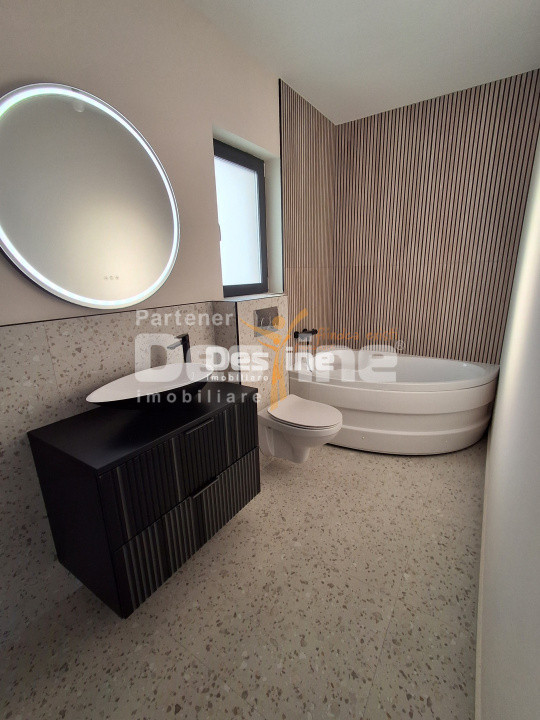  COMISION O %, Miroslava, Casa individuala, P+1+POD, 