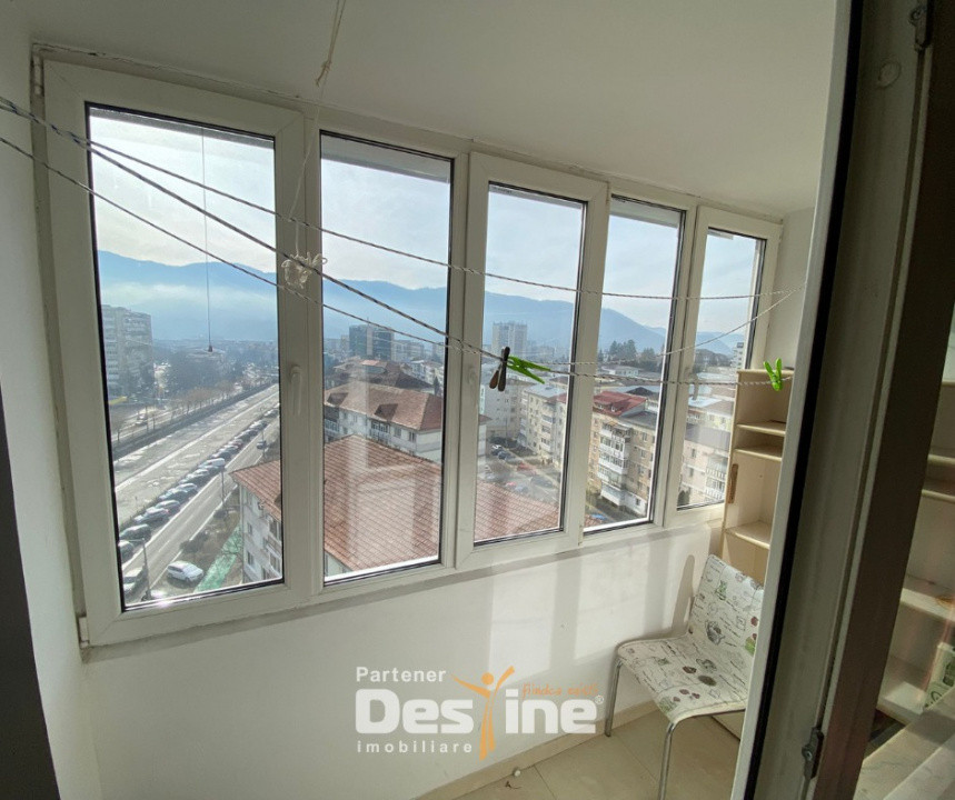 Apartament 4 camere 65mp central cu parcare 80.000€