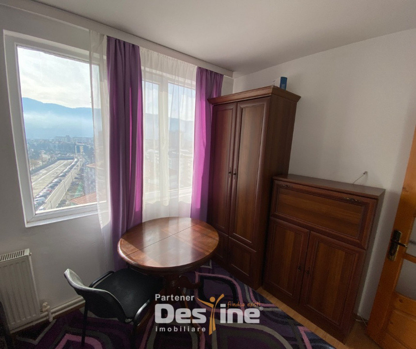 Apartament 4 camere 65mp central cu parcare 80.000€