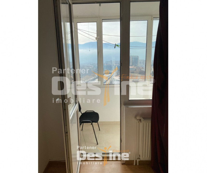 Apartament 4 camere 65mp central cu parcare 80.000€