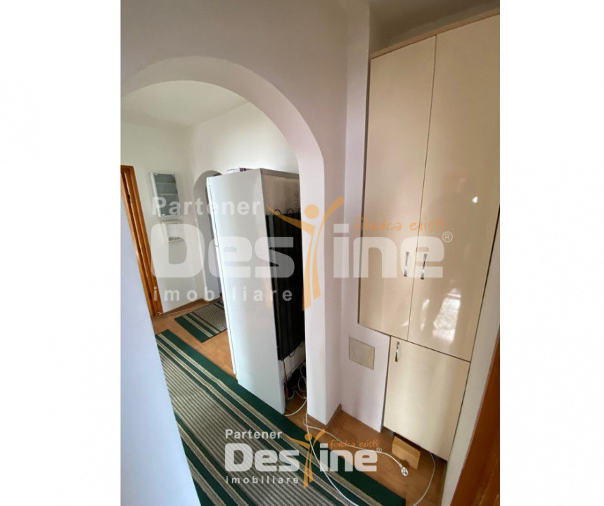 Apartament 4 camere 65mp central cu parcare 80.000€