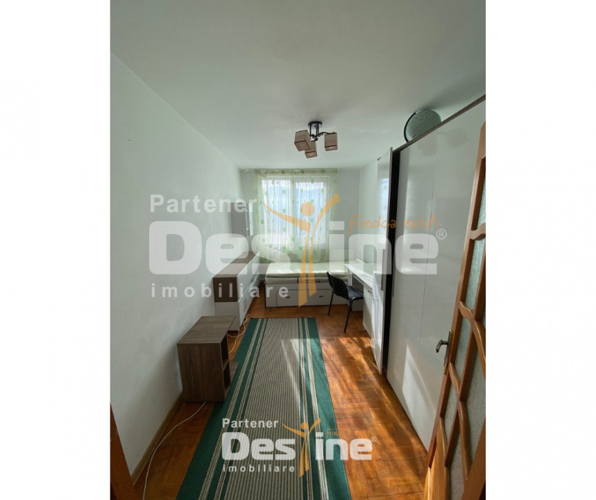 Apartament 4 camere 65mp central cu parcare 80.000€