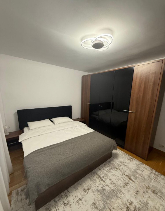 Apartament 3 camere 78mp, renovat, centrala proprie, zona Salaj/Rahova