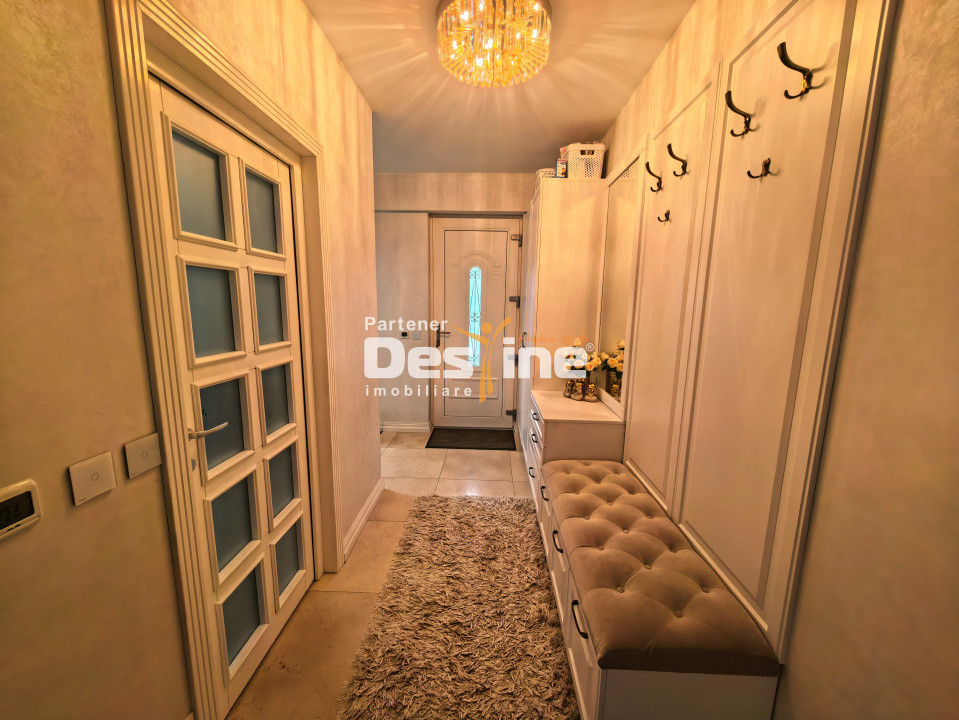 Duplex modern cu desing britanic 7 camere D+P+1+M 160 mp, cartier intim - Copou