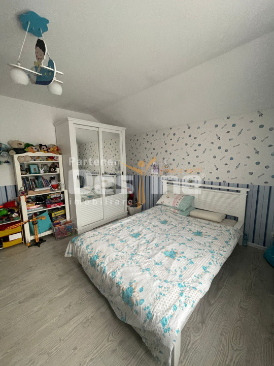 Casă spațioasă, panouri solare, Damila