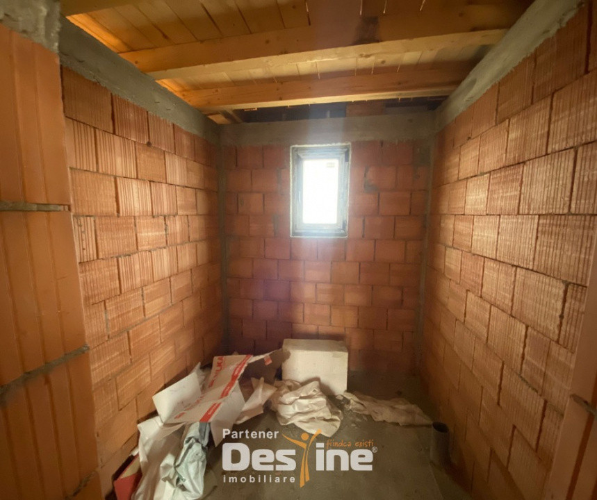 Casa Ciritei 180mp 80.000€ 500mp Teren