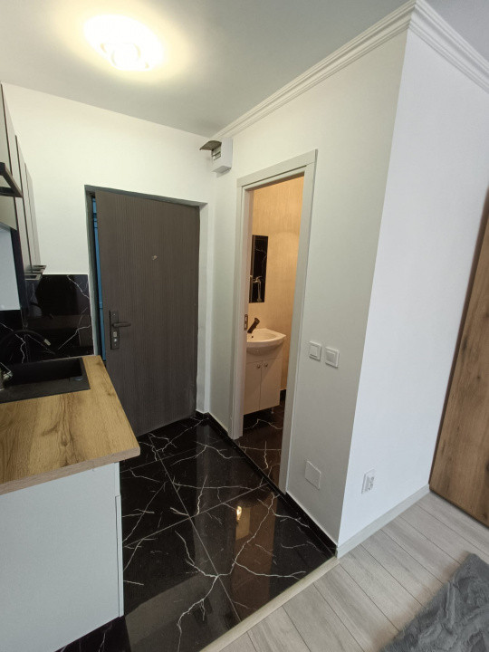 Bularga - Garsonieră 17 mp, etaj 1, renovată complet, bucătărie pe comandă