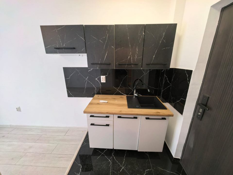 Bularga - Garsonieră 17 mp, etaj 1, renovată complet, bucătărie pe comandă