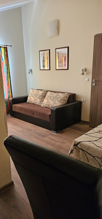 Studio 50 mp, pretabil si pt activitate birou sau regim hotelier, situat Central